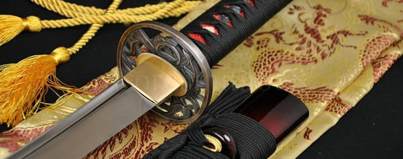 Various Japanese swords